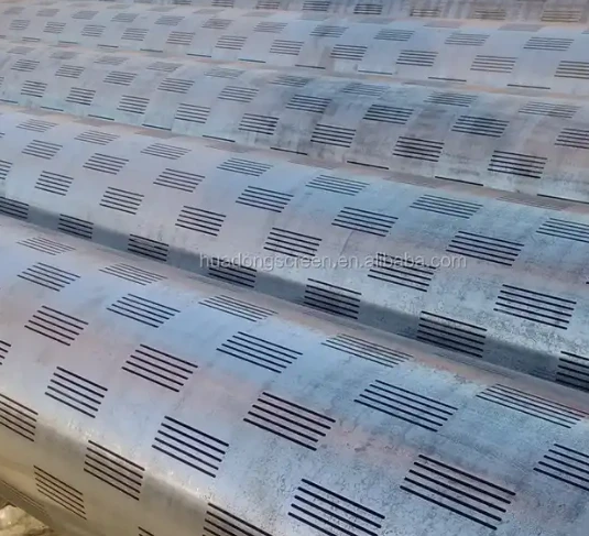Water Well Seamless Slotted Pipe/API 5CT Steel Slotted Screen Pipe (China Manufacture)