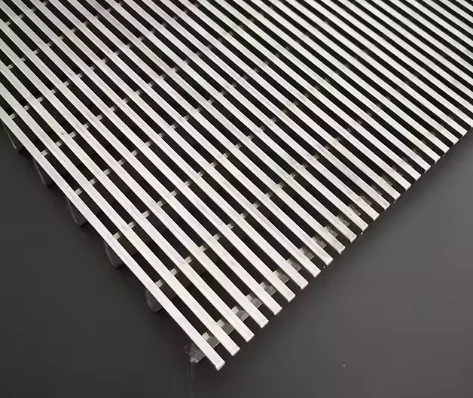 SUS304 316 316L Stainless Steel 0.5mm 1mm Slot Flat Wedge Wire Screen Coanda Screen For Centrifuges Andritz
